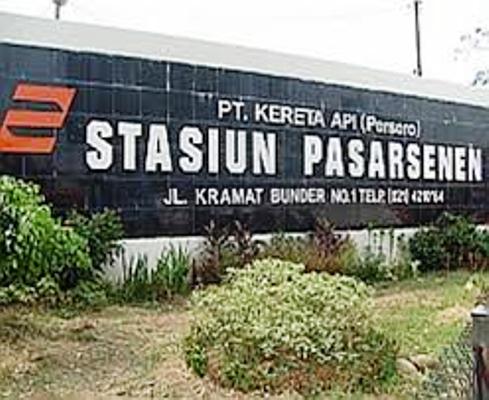 Stasiun Pasar Senen Jakarta